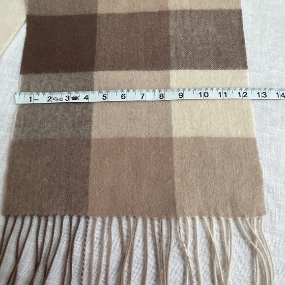Wamsoft Wool Beige Tan Cream Plaid Fringed Scarf 12”x80”NWT - Picture 6 of 10